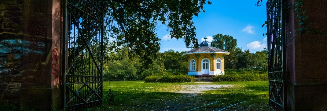 Park mit Pavillon in Karlsruhe